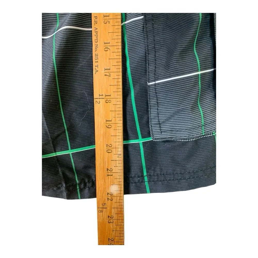 KAVU Board Shorts‎ Mens Large Gray Plaid Swim Trunks Cargo Surf Beach Outdoors